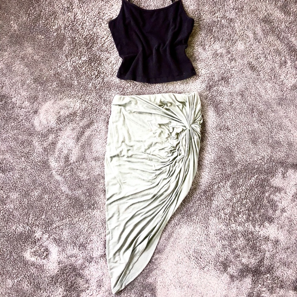 Mint Green Skirt. ☀️